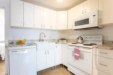 Big Bright 1 Bedroom At U/Shaw + 14Th On Quaint Swann Washington Exterior photo